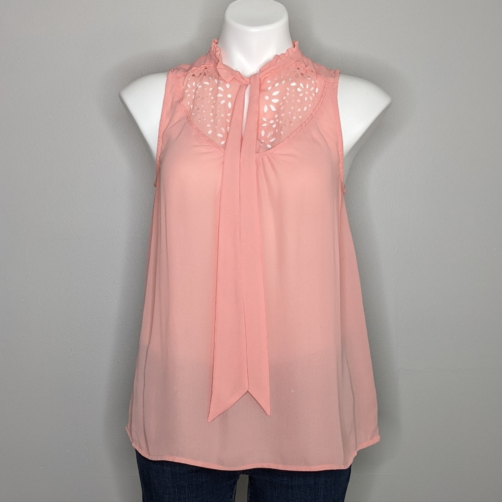 Anthropology Maeve peach laser cut floral blouse Size 4 / Small